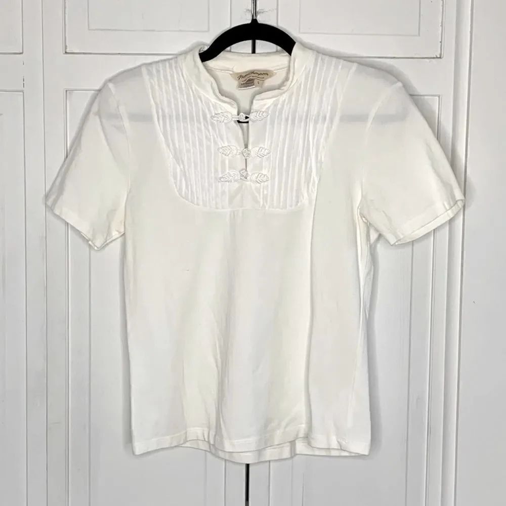💕3 for $20💕 Norm Thompson Rope Toggle Detail Tee